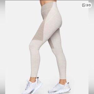 Outdoor Voices TechSweat Two-Toned Leggings 7/8- SIZE XS